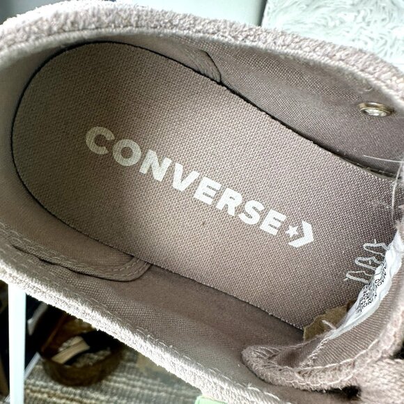 Converse CTAS Precious Metal Suede Lo Shoe Sneaker Women's 8 Taupe Metallic - Picture 8 of 13